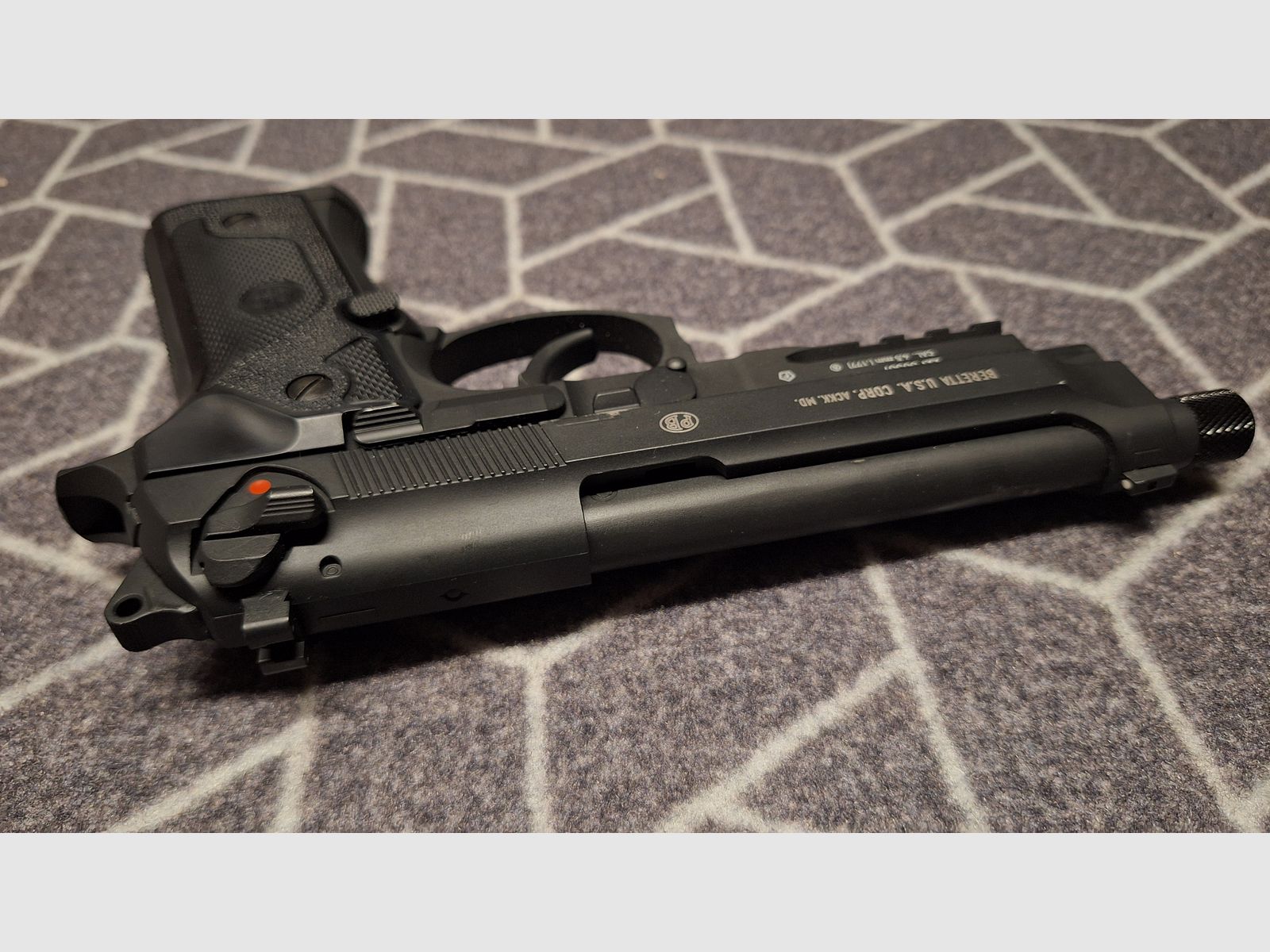 Beretta M9A3 FM CO2 4,5mm BB Blowback negro