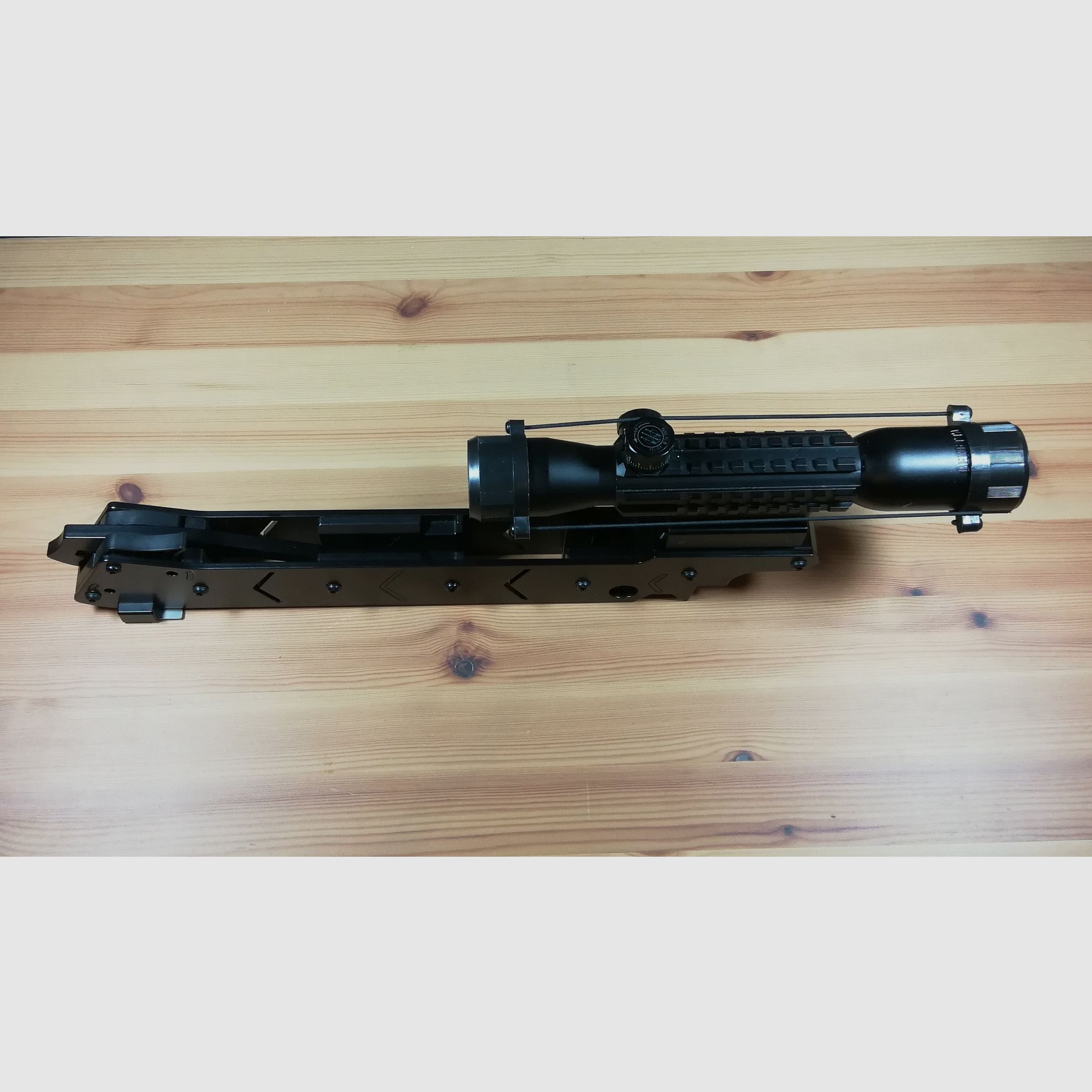 ADDER COBRA SYSTEM 130 LBS + 7 SCHUSS POLYMER MAGAZIN + 7 SCHUSS METALL MAGAZIN + OPTIK 3-10x42 Gr/Ro Bel & OPTIK 4x32 + METALL STANDBEIN