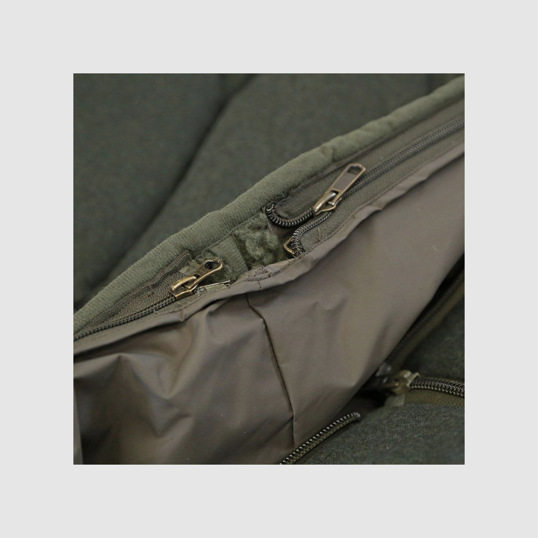 CARINTHIA Ansitzmantel + Fußteil Webpelz L