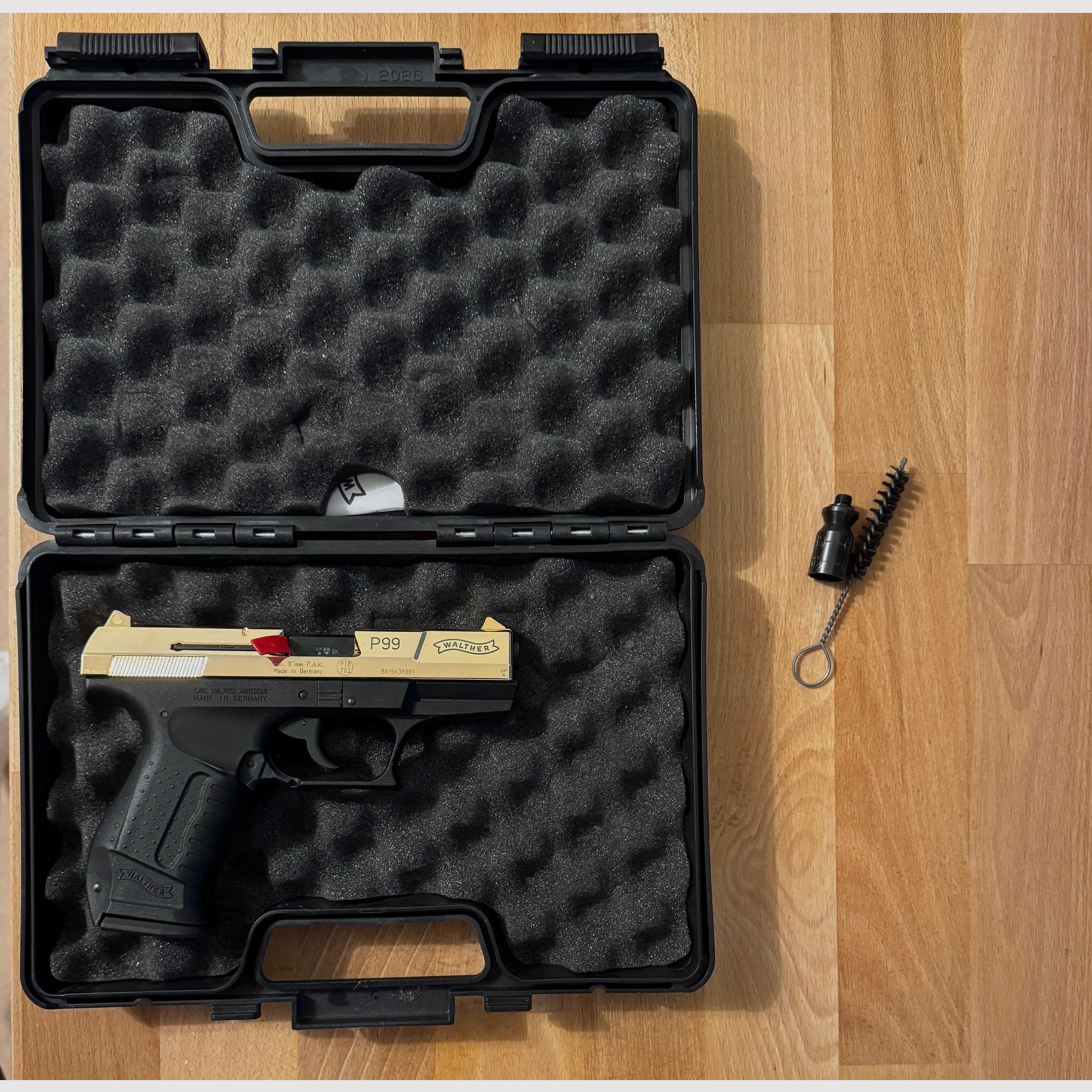 Umarex 312.02.17 P99 Gold Edition 9mm P.A.K. Pyro