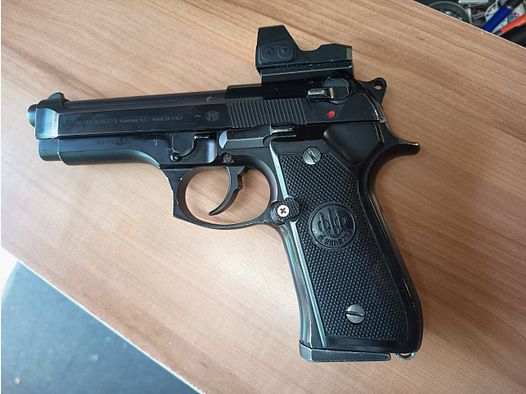 BERETTA 92 FS 9*19mm + point rouge