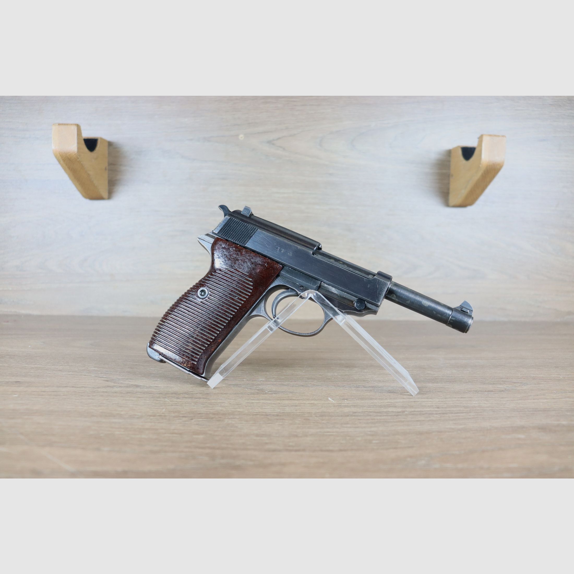 P38 BYF 43, image 1 sur 2