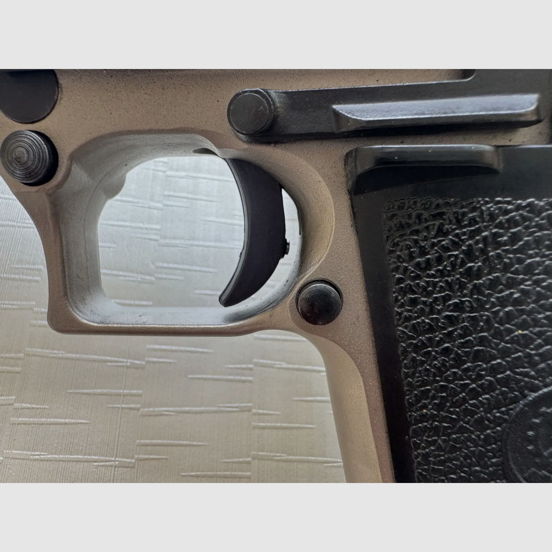 IMI Desert Eagle Kaliber .44 Magnum – Vernickelte Ausführung mit Abzugstuning