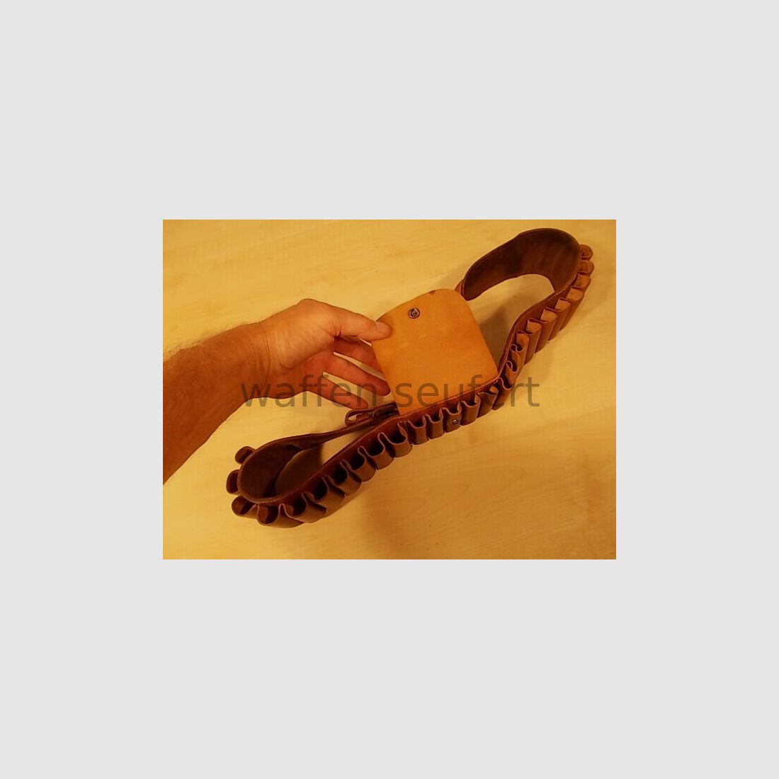 Shotgun cartridge belt 12 cartridge pouches medium e.g. 30-06