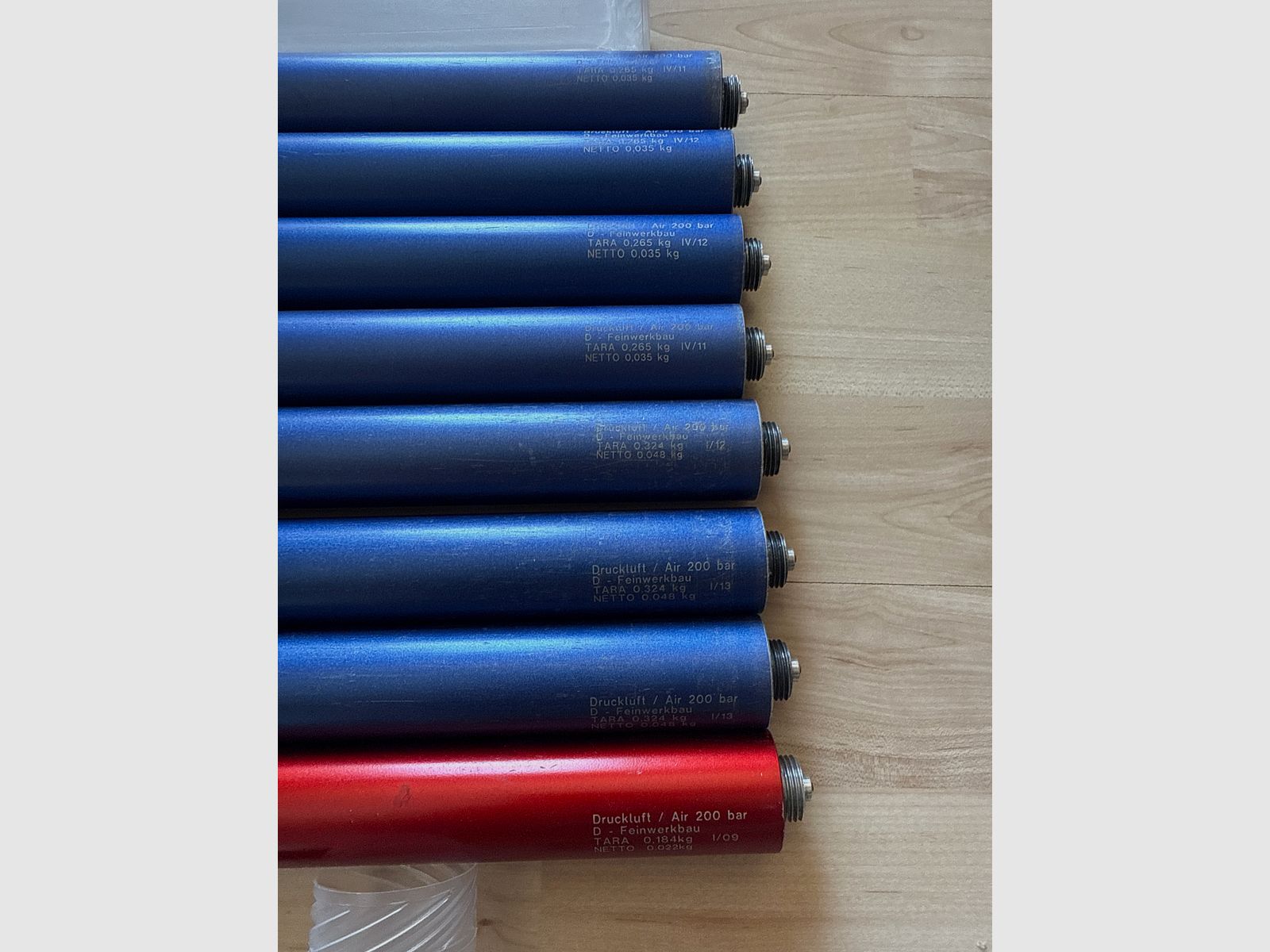 8 X Feinwerkbau Junior / normal / as well as LP aluminum cartridges TÜV expired