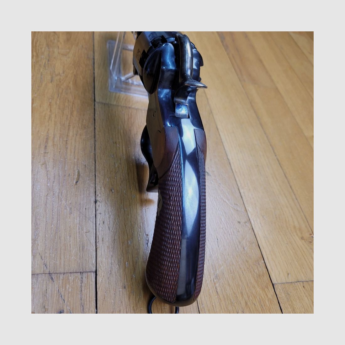 Barock und beeindruckender LeMat Kavallerie-Revolver – Seltene Herstellung von Pietta aus 1988 – 9-Schuss Trommel im Kaliber .44 und ein zentraler für Schrot – Die außergewöhnlichste Waffe des Bürgerkriegs – Originalkoffer – Wunderschöne Brünierung – Perfekte Mechanik und Ästhetik – TBE++, Bild 16 von 30