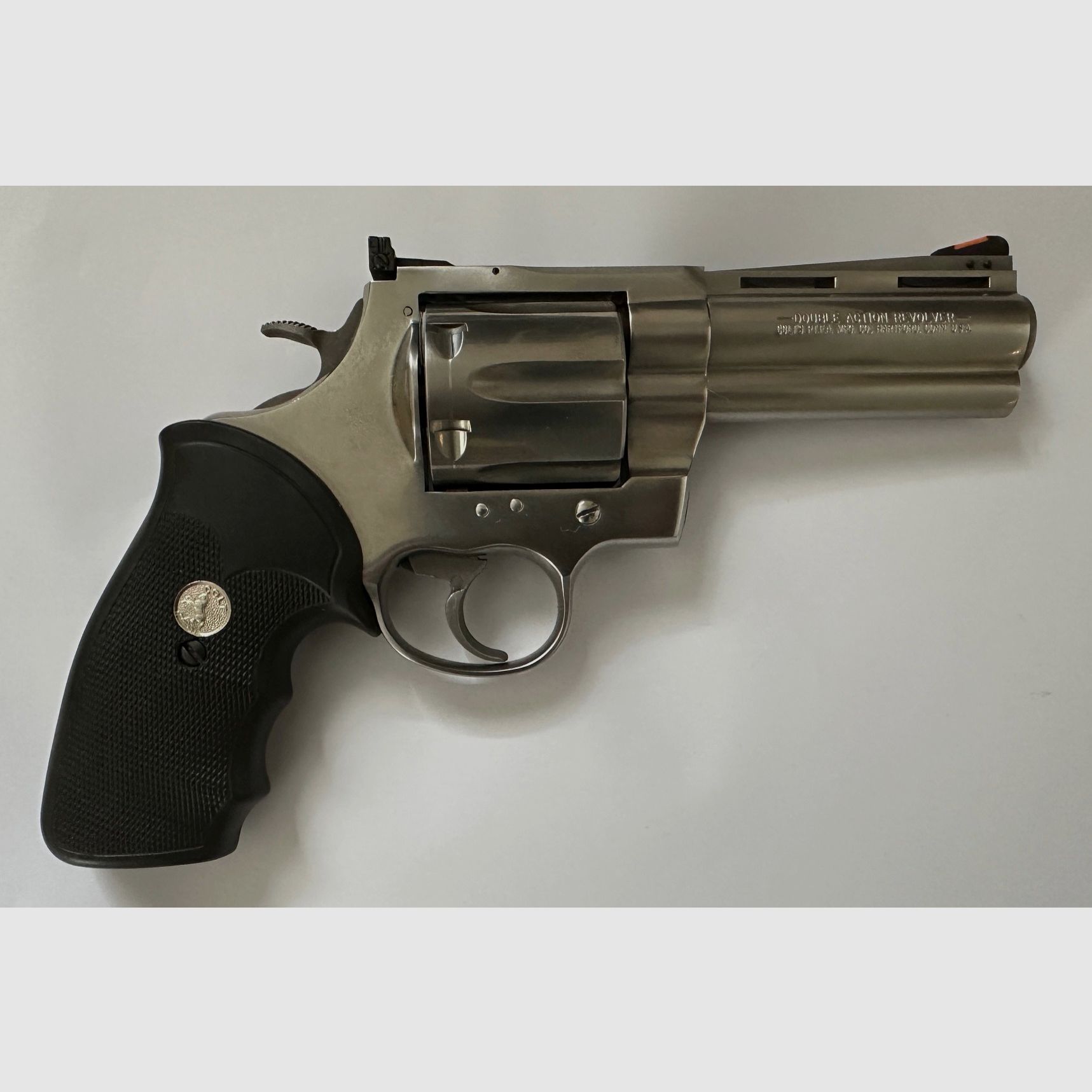 Colt Anaconda .44 Mag. 4.25" BBL year of manufacture 1994