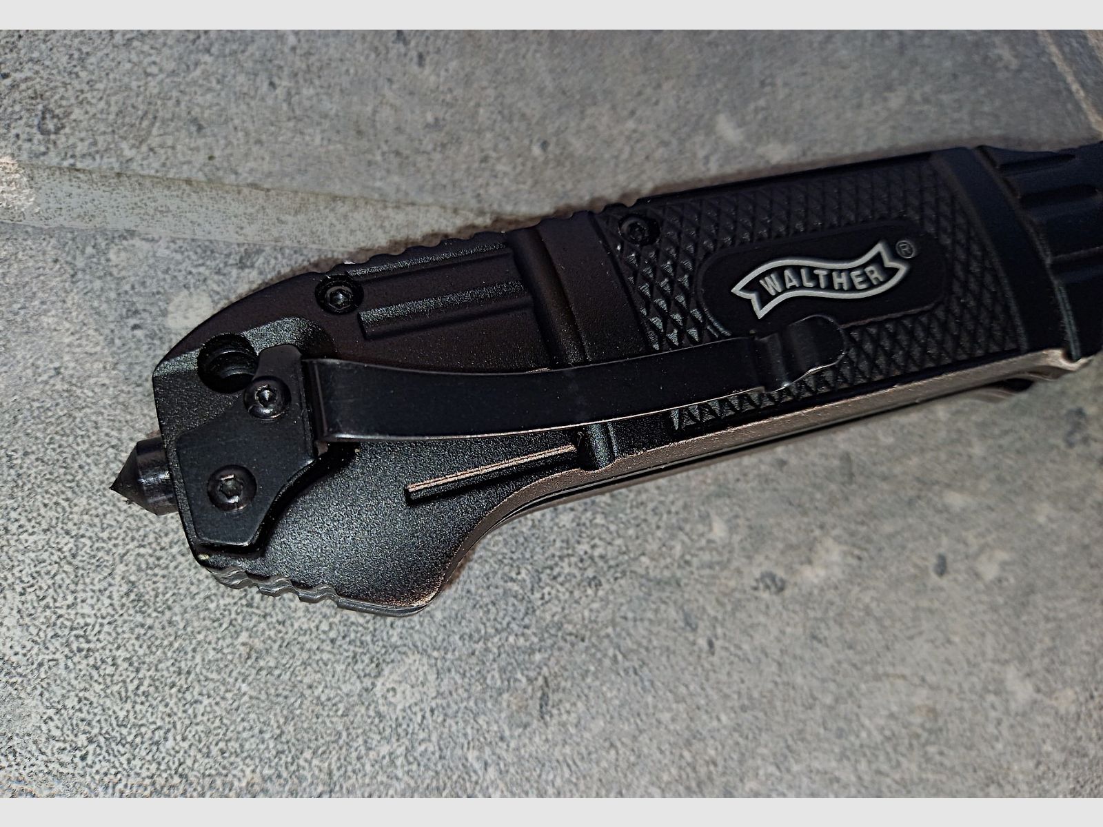 Walther Black Tanto Knife folding knife rescue pocket knife glass breaker case EDC