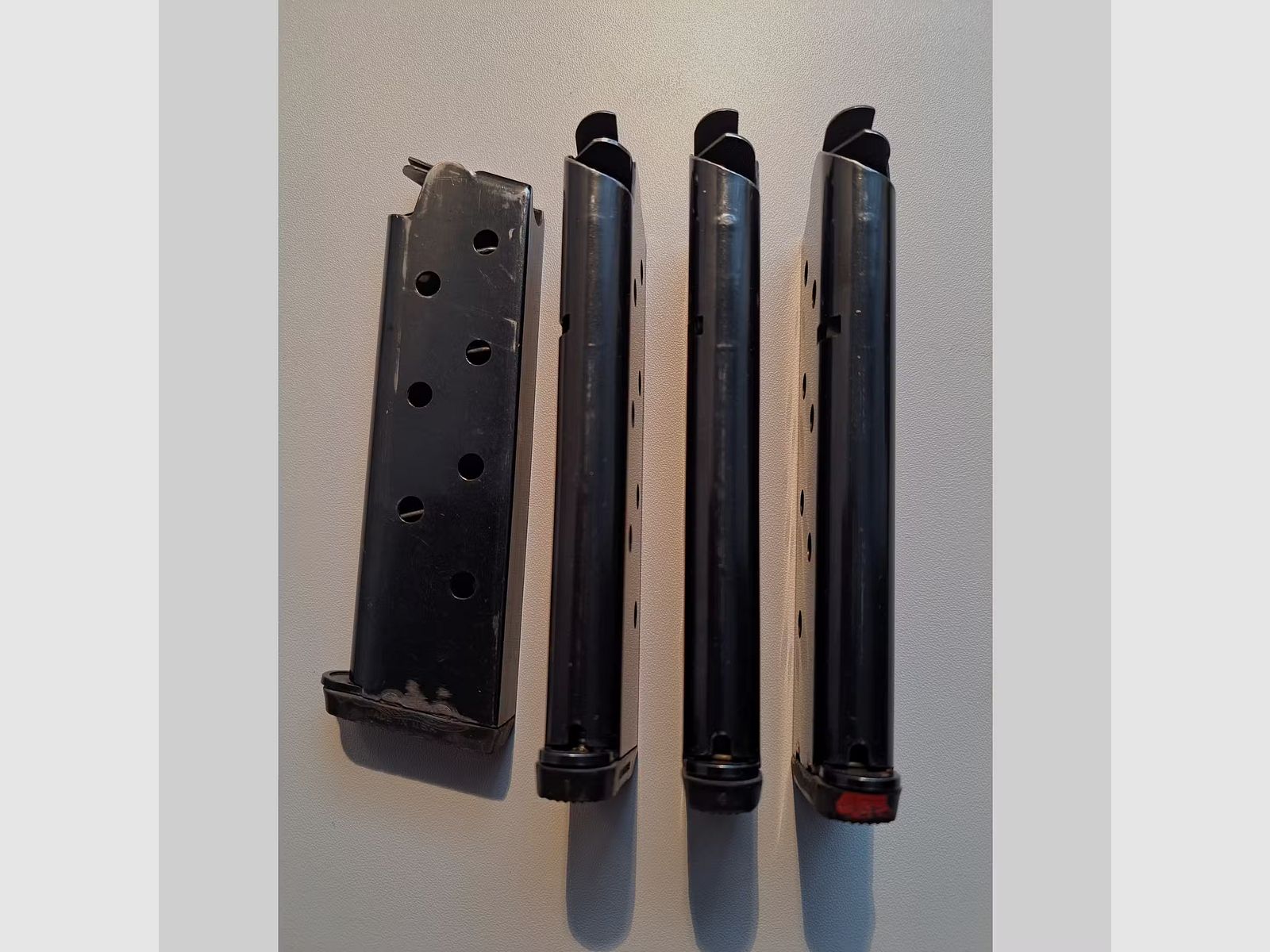4 cargadores usados de Devel Cal. .45 ACP