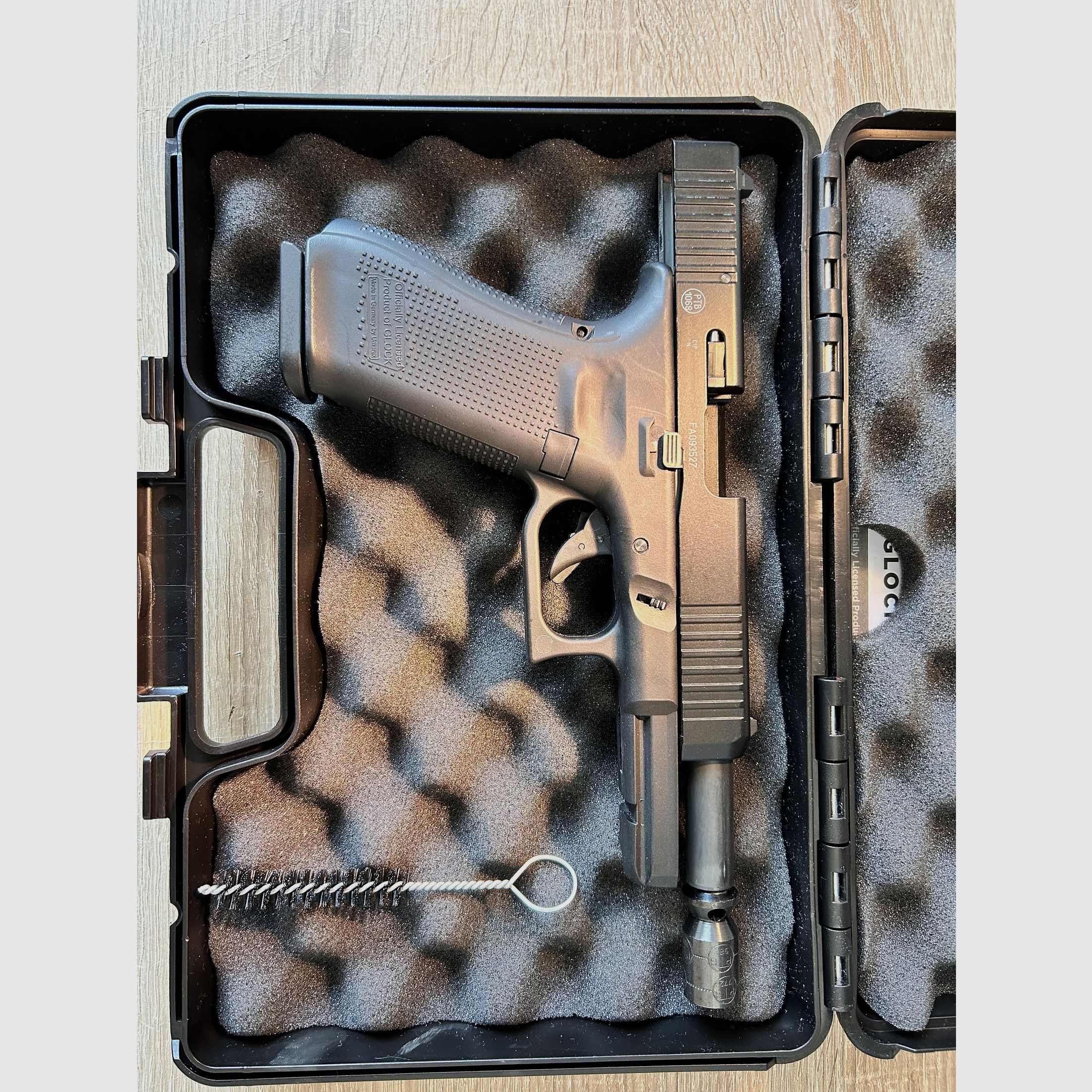 Glock 17 Gen. 5 Schreckschusspistole Umarex