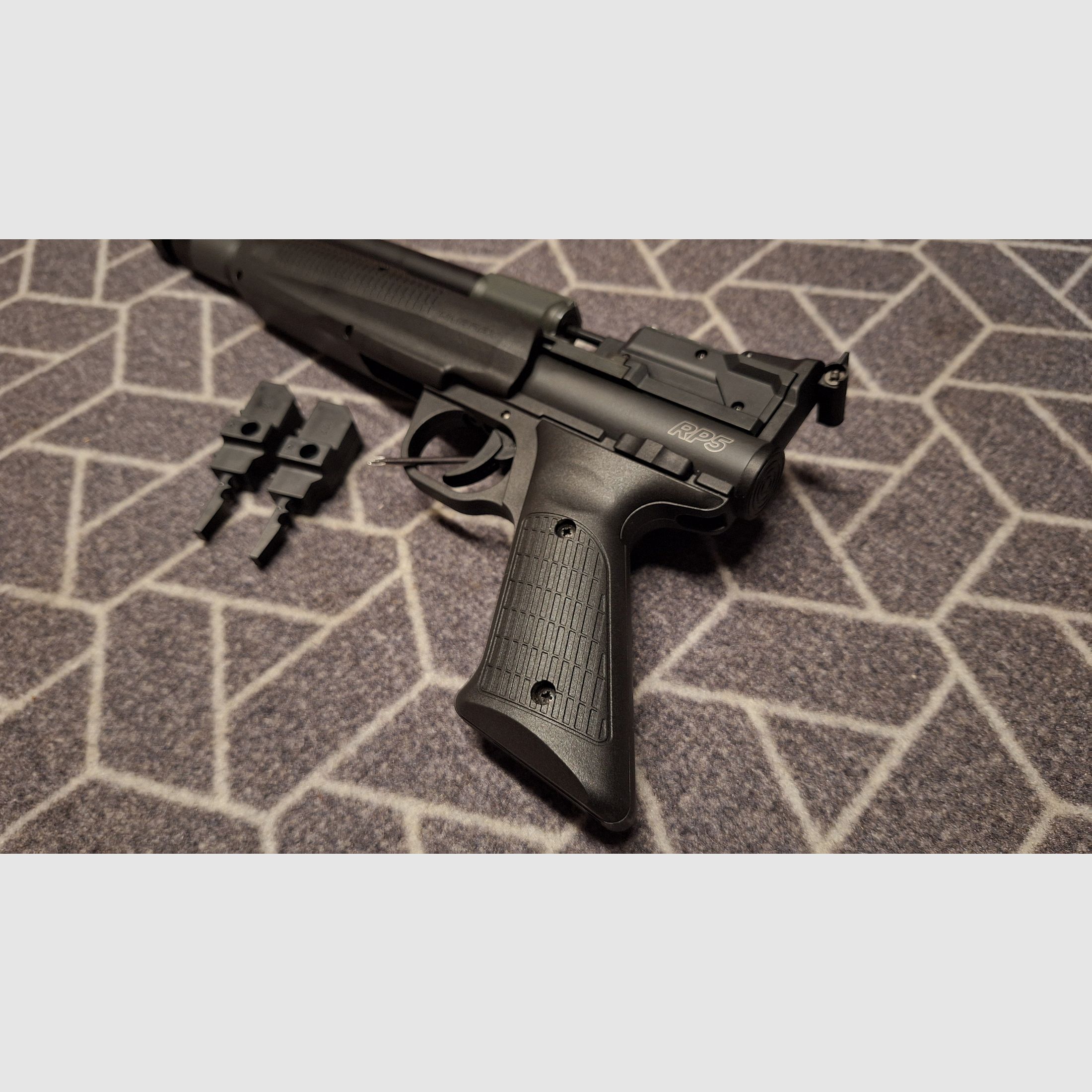 Umarex RP5 4,5 mm CO2 Pump Action mit 2x 5 Schuss Magazinen - Rarität!