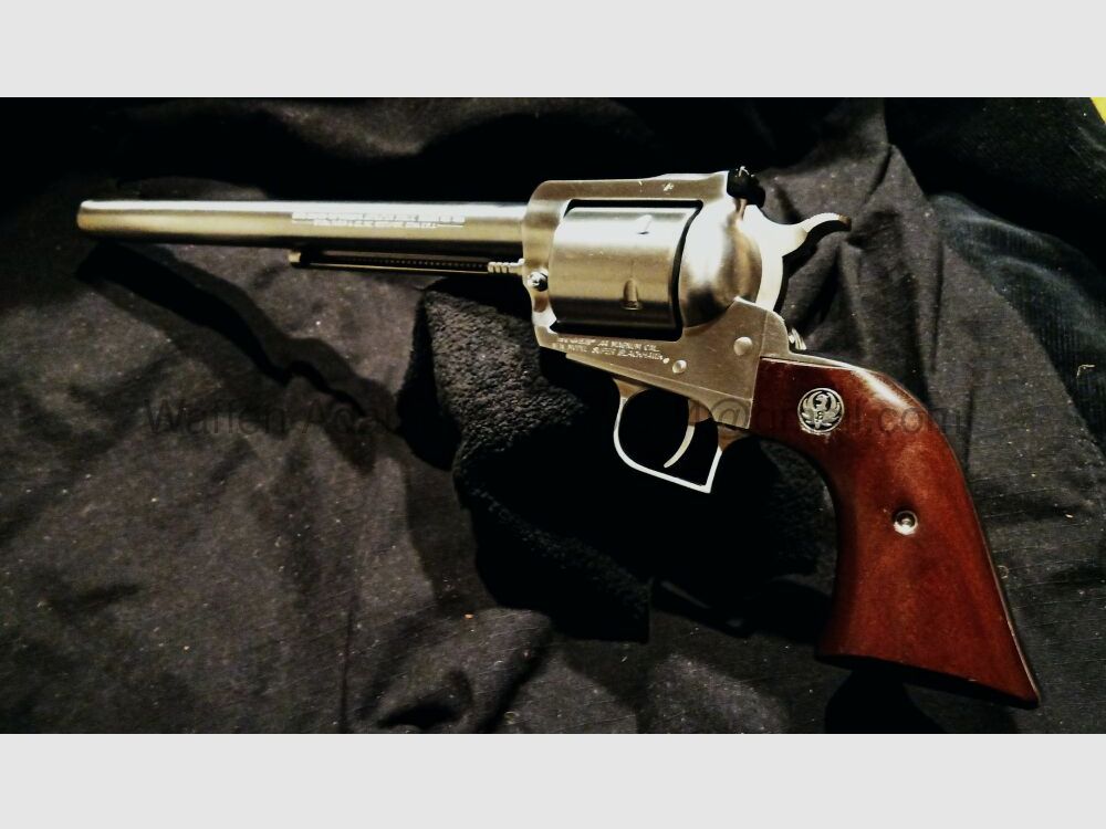 Ruger New Model Super Blackhawk 10.5 inches