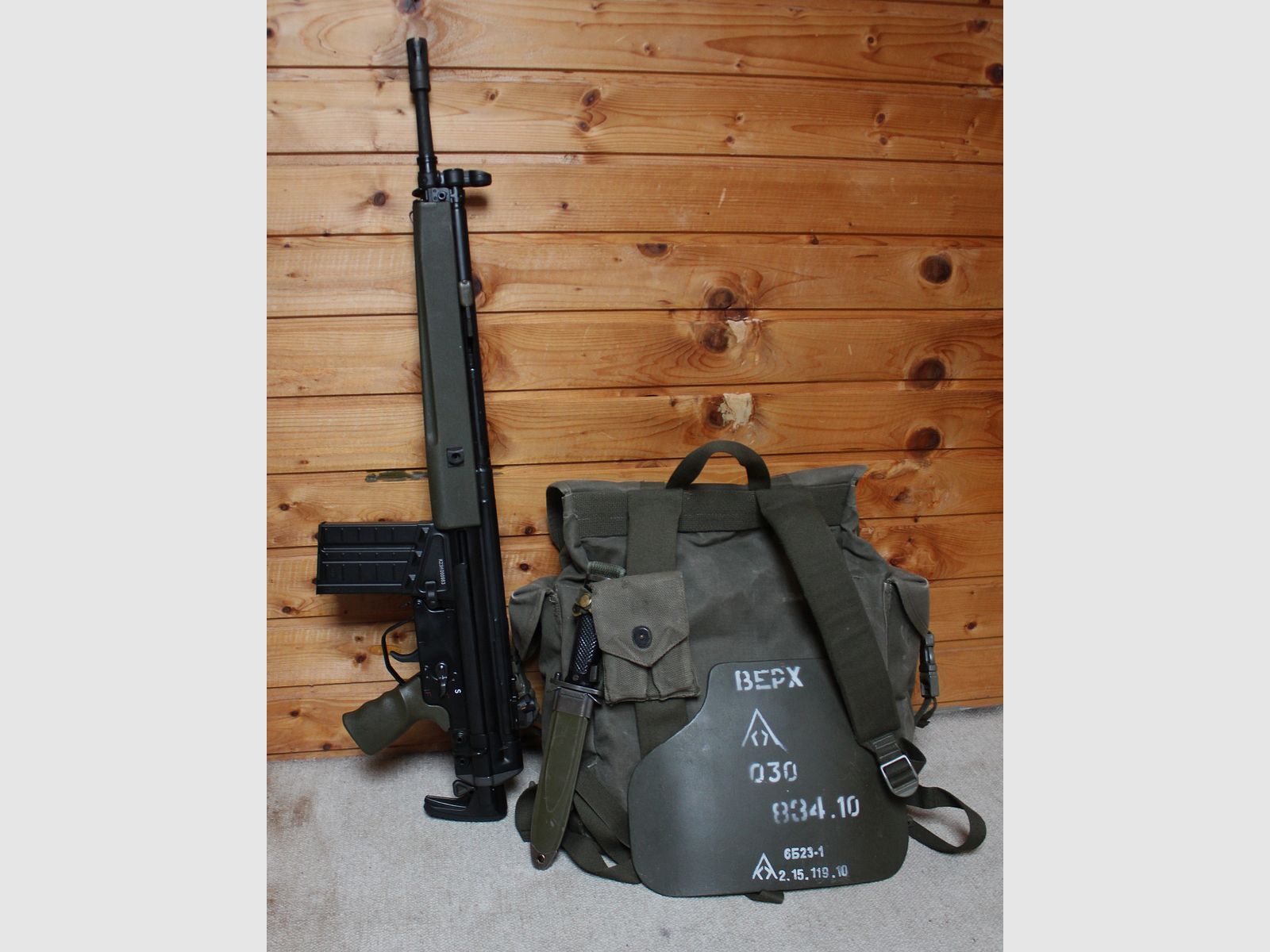 Ungeschossenes Umarex VFC Co2 G3 Ausf. G3A4 mit Original H&K Griff, Ladehebel, Schubschaft + Trapez Handschutz