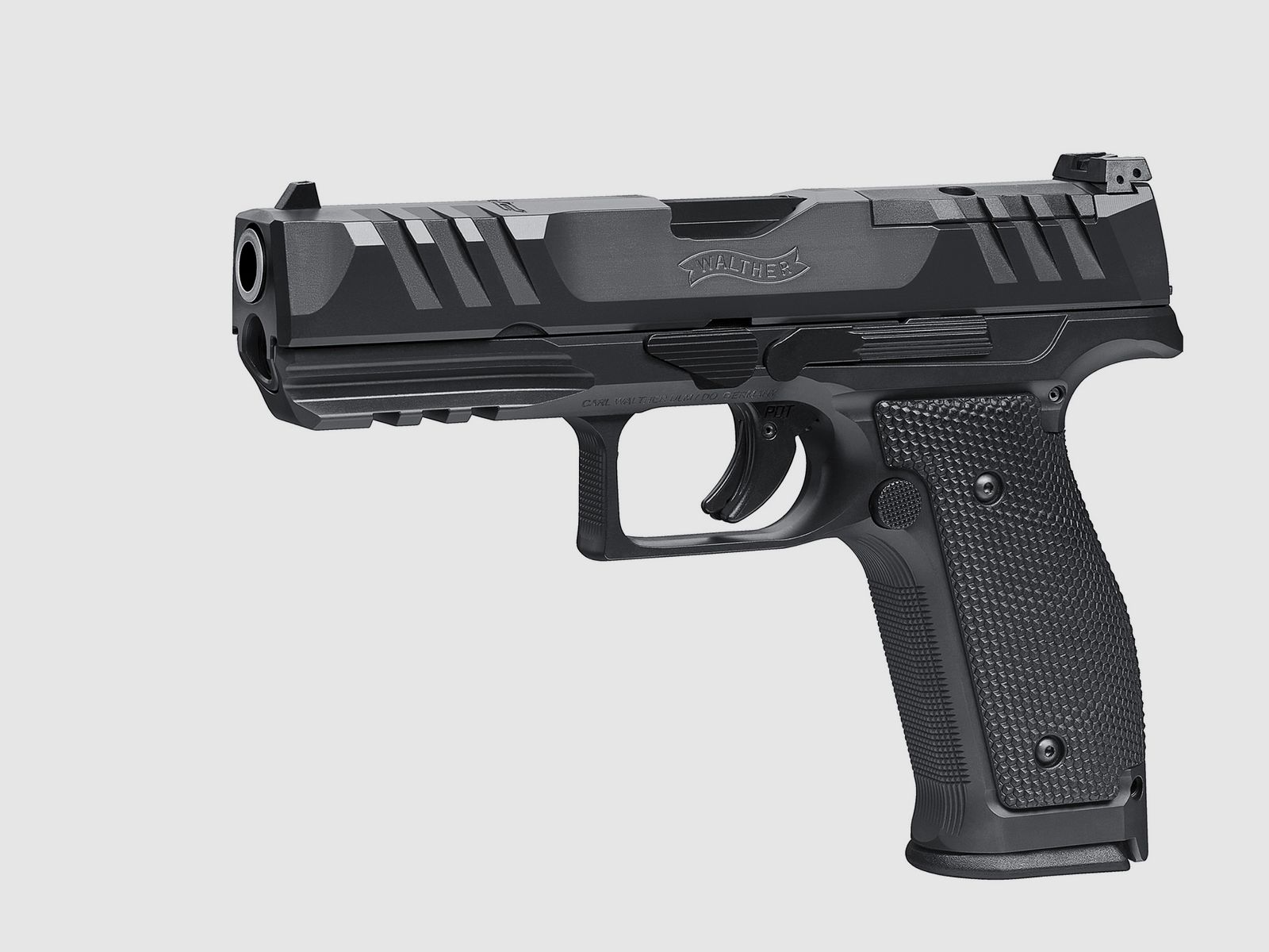 WALTHER PDP Full Size STEEL FRAME FS 4.5" 9mm Luger semi-automatic pistol