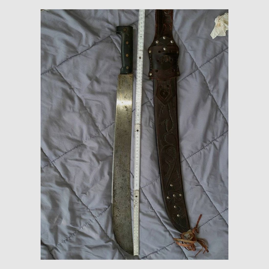 SCHEUNENFUND, eine über 40 Jahre alte MACHETE mit Hersteller Gravur 