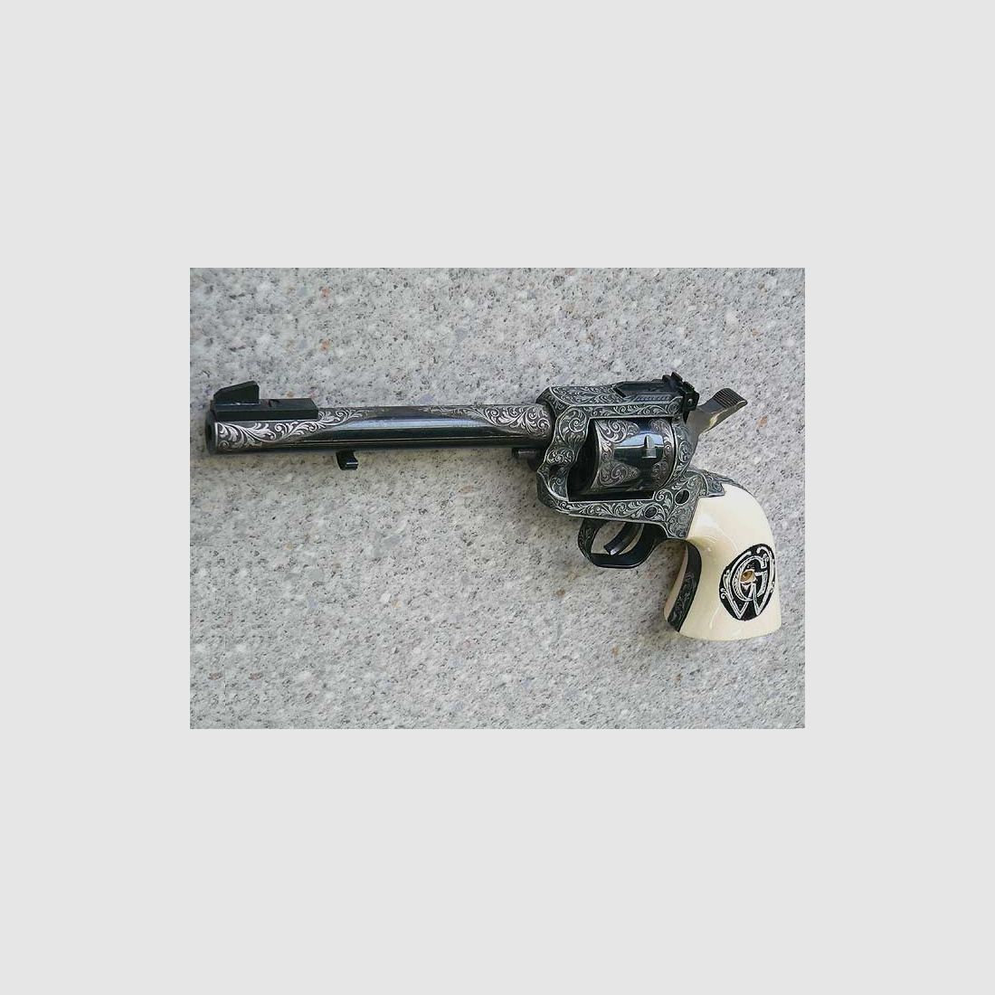 Ein Paar Revolver Cuno Melcher ME6, Kal. 6 mm Flobert