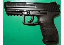 Pistola Heckler & Koch P30-V3, brunita nel calibro 9x19 (9mm Para) inclusi accessori