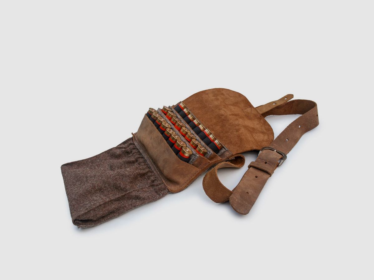 The WALDKAUZ shotgun cartridge bag