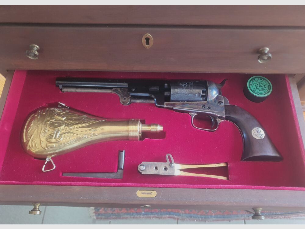 Colt Saa, Dragoon, Python