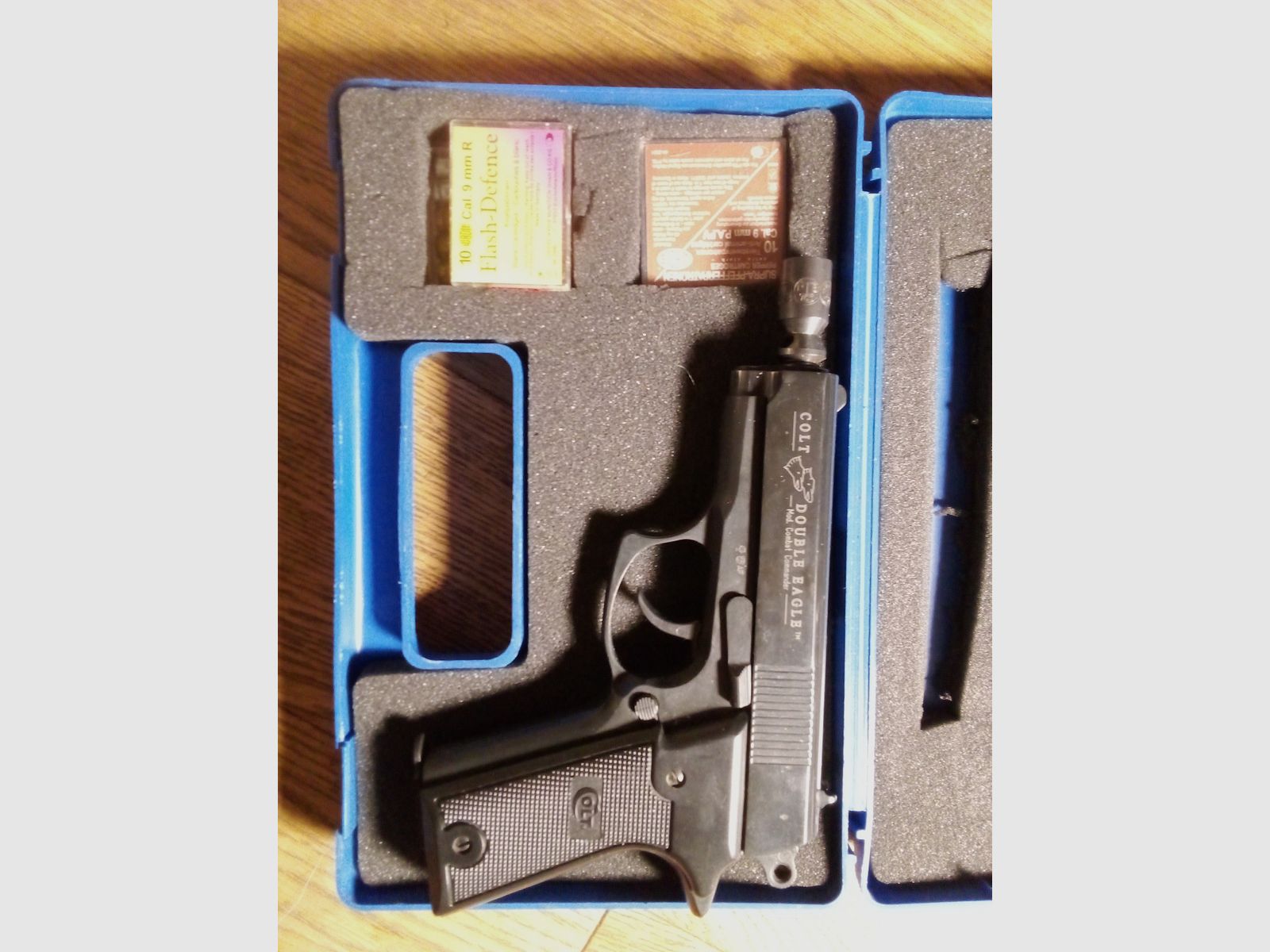 Colt Double Eagle Combat Commander blank-firing pistol - gas pistol