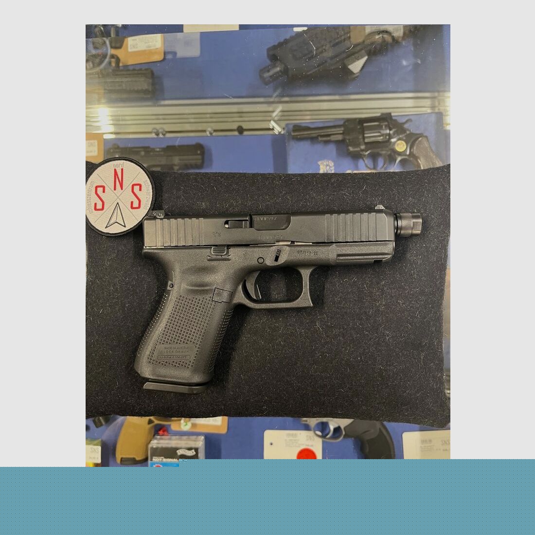 Glock Glock 19 Gen5 threaded barrel