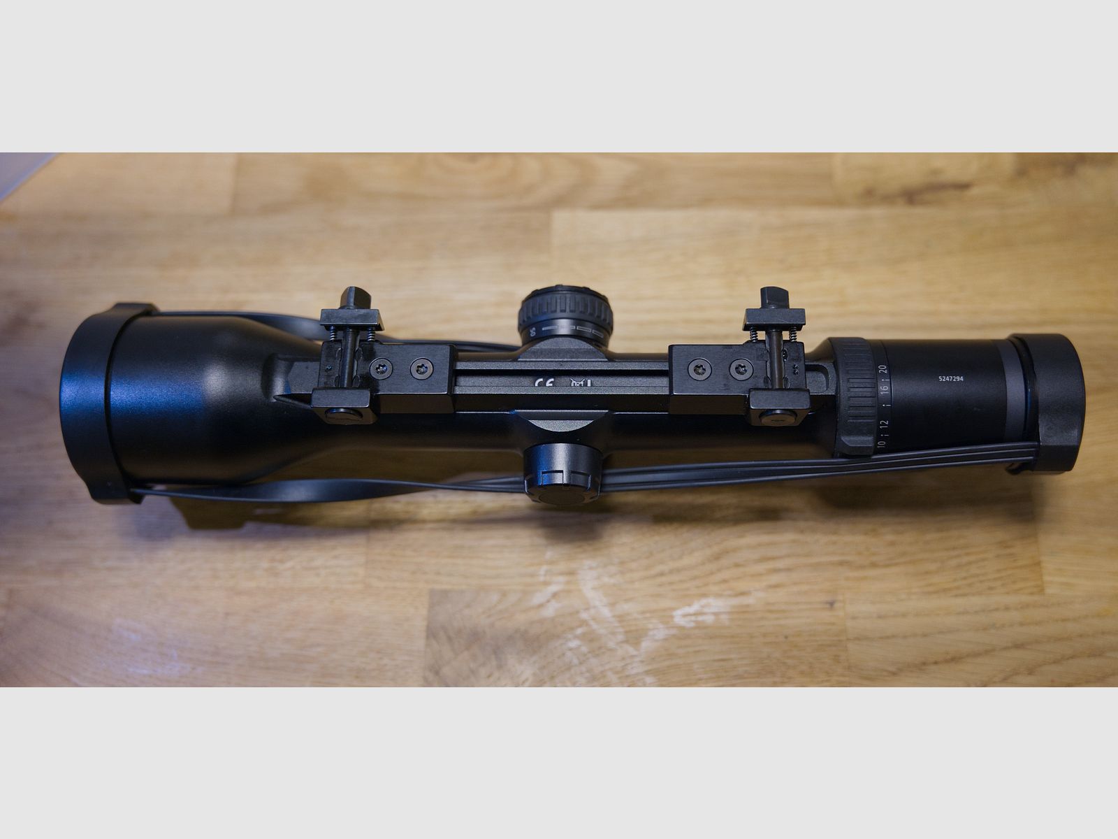 ZEISS Victory V8 2,8–20×56 ASV inkl. Schiene + Rusan MAD 62 Vorsatzadapter (wiederholgenau)