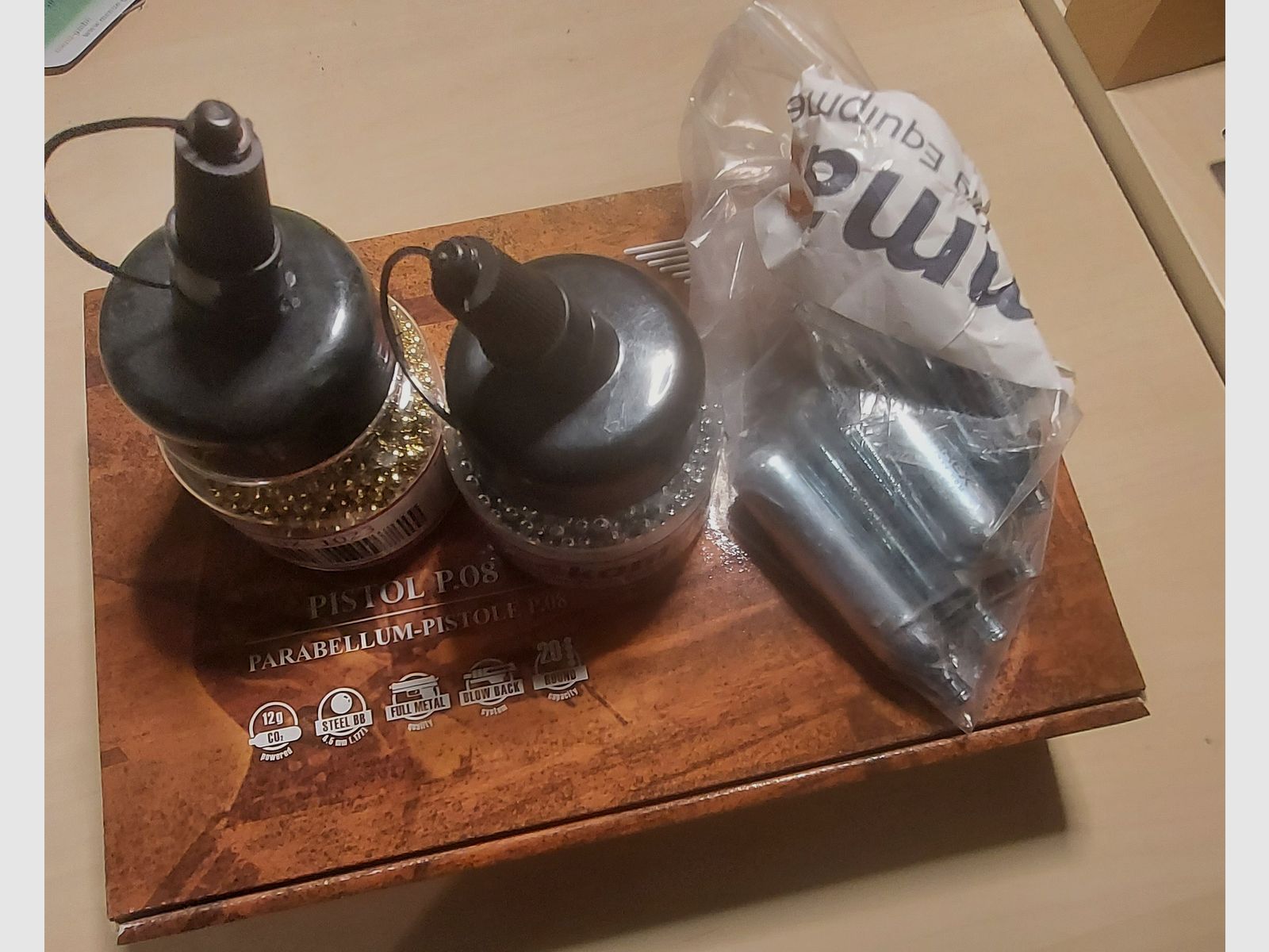 Umarex Legends P08 Blowback Luftpistole CO2