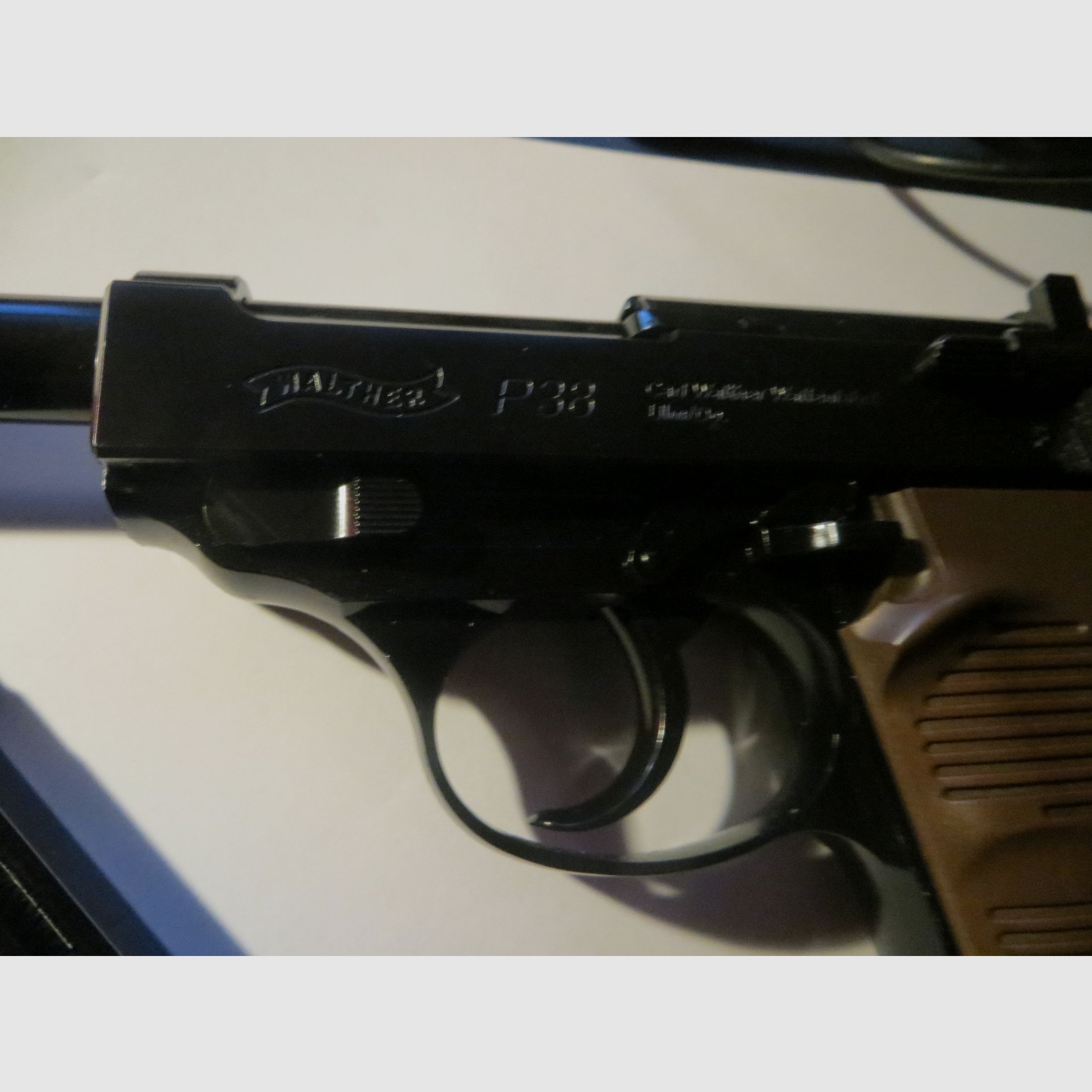 WALTHER P 38 co2 als nieuw fabrieksgereviseerd