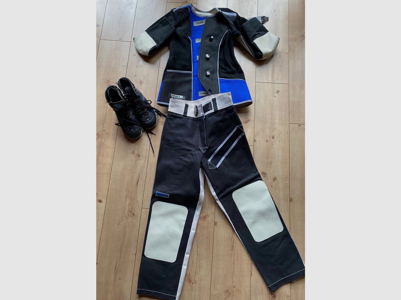 Ladies shooting combo jacket - pants - shoes