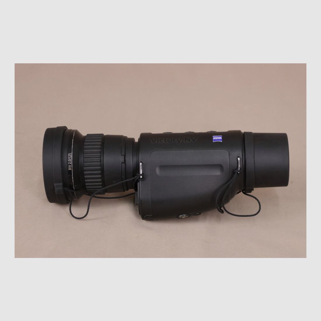 Dispositif de vision nocturne Zeiss Victory NV 5,6x62 T*, image 1 sur 5