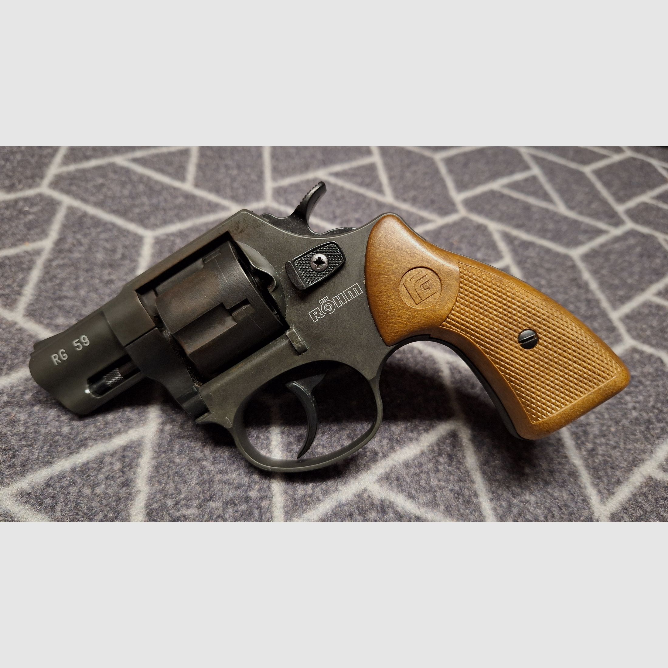 Röhm RG 59 Il piccolo revolver a salve brunito 9mm R.K. COME NUOVO!