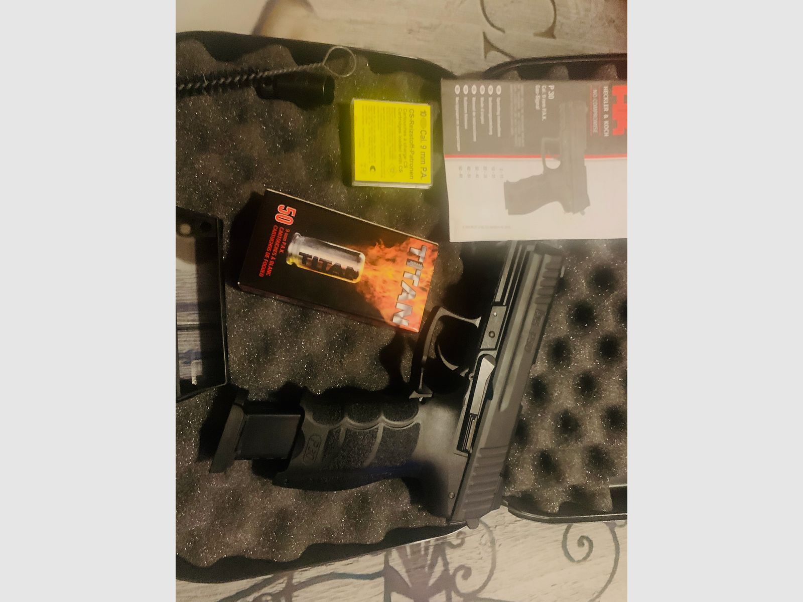 Heckler und Koch 9mm P30 Schreckschuss 
