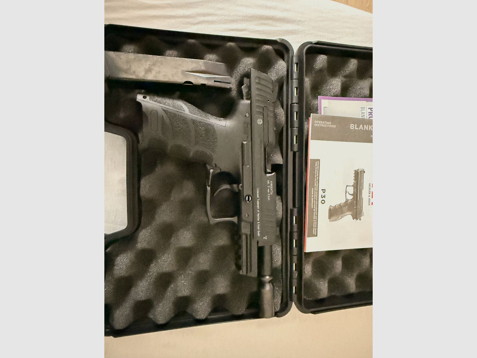 Schreckschuss P30 9mm P.A. met afschiet beker