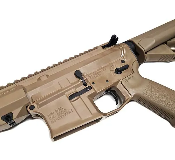 Karabinek semi - auto AERO PRECISION M4E1 ATLAS R-ONE. lufa 18" FDE kal. 5.56x45mm/.223Rem., zdjęcie 2 z 4