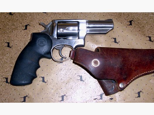 Revolver Ruger Service six 3 Zoll 357 Magnum