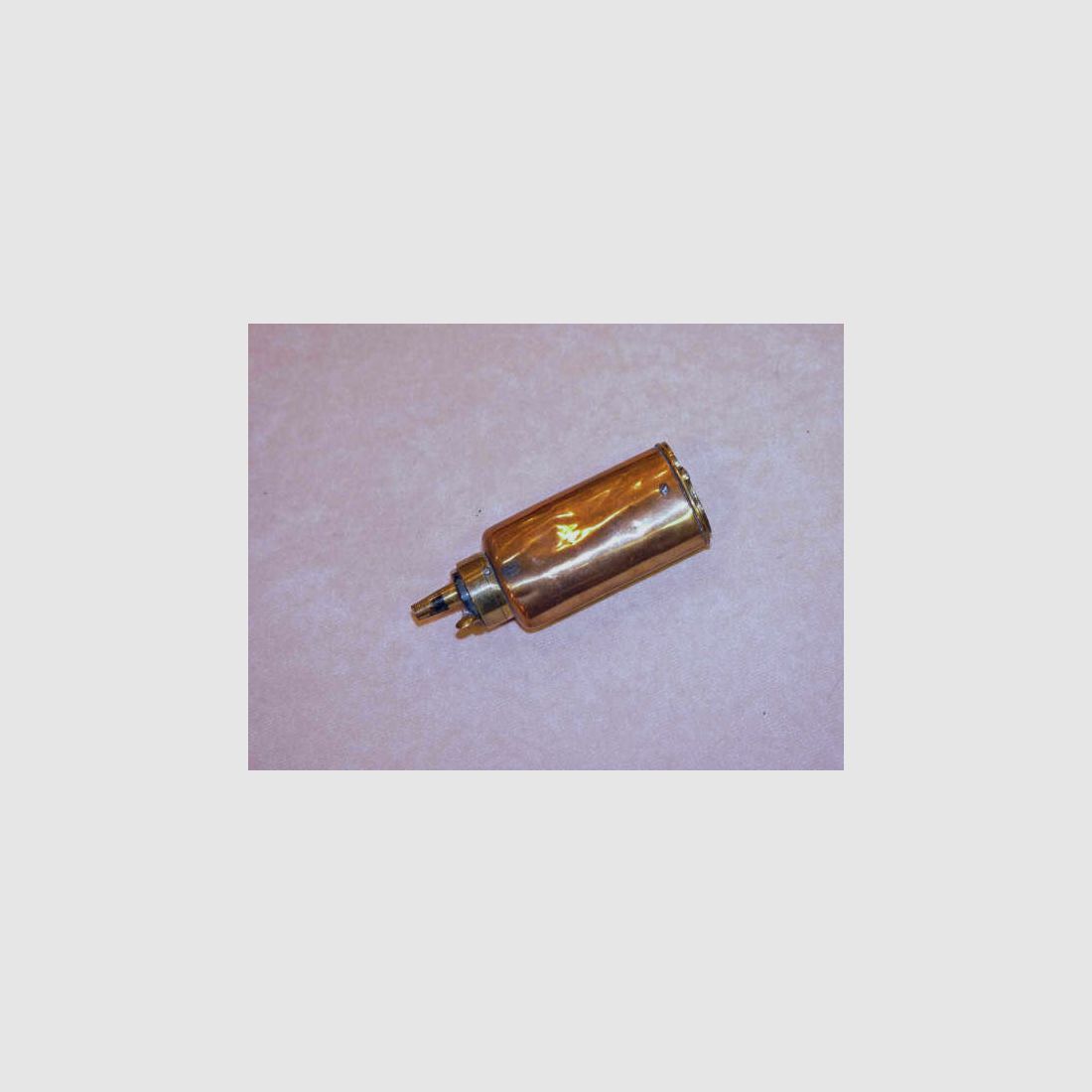 Englisch, Hersteller unbekannt Pulverflasche