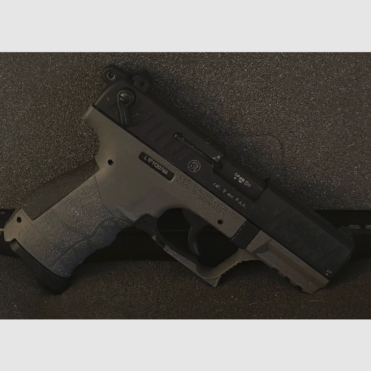 Gas & Schreckschuss Waffe -SRS 9mmPAK, Walther P22Q Sondermodell in Cerakote Meteor Gray, Ungeschossen, wie Neu!! 