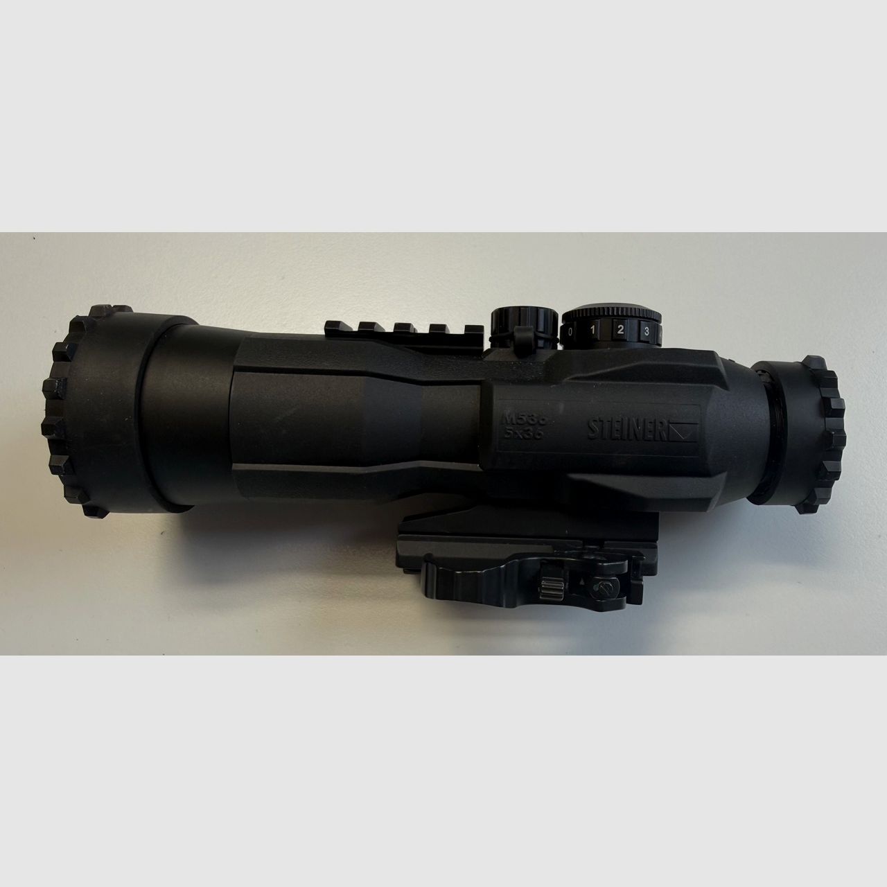 Steiner Militärschussvisier M536 Leuchtpunktzielgerät 5 x 36 + Niggeloh Schutzhülle - NEUWERTIG