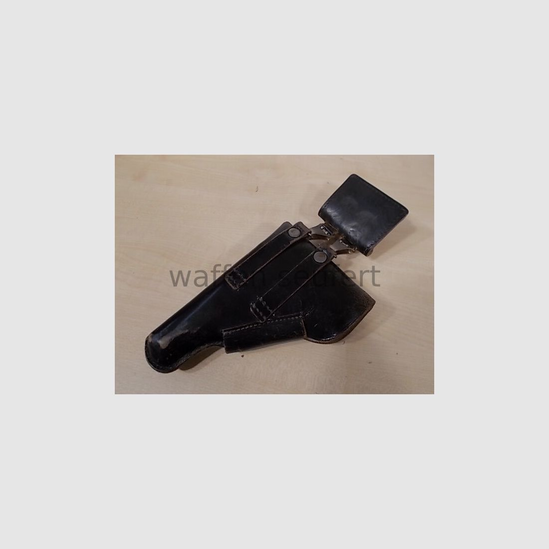 MAB D Pistolet Français Sac de Police Allemand