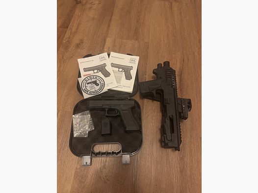 Glock 17 Gen 4 9mm inkl. Micro Roni Schaft, Rotpunkt und 4 Magazine