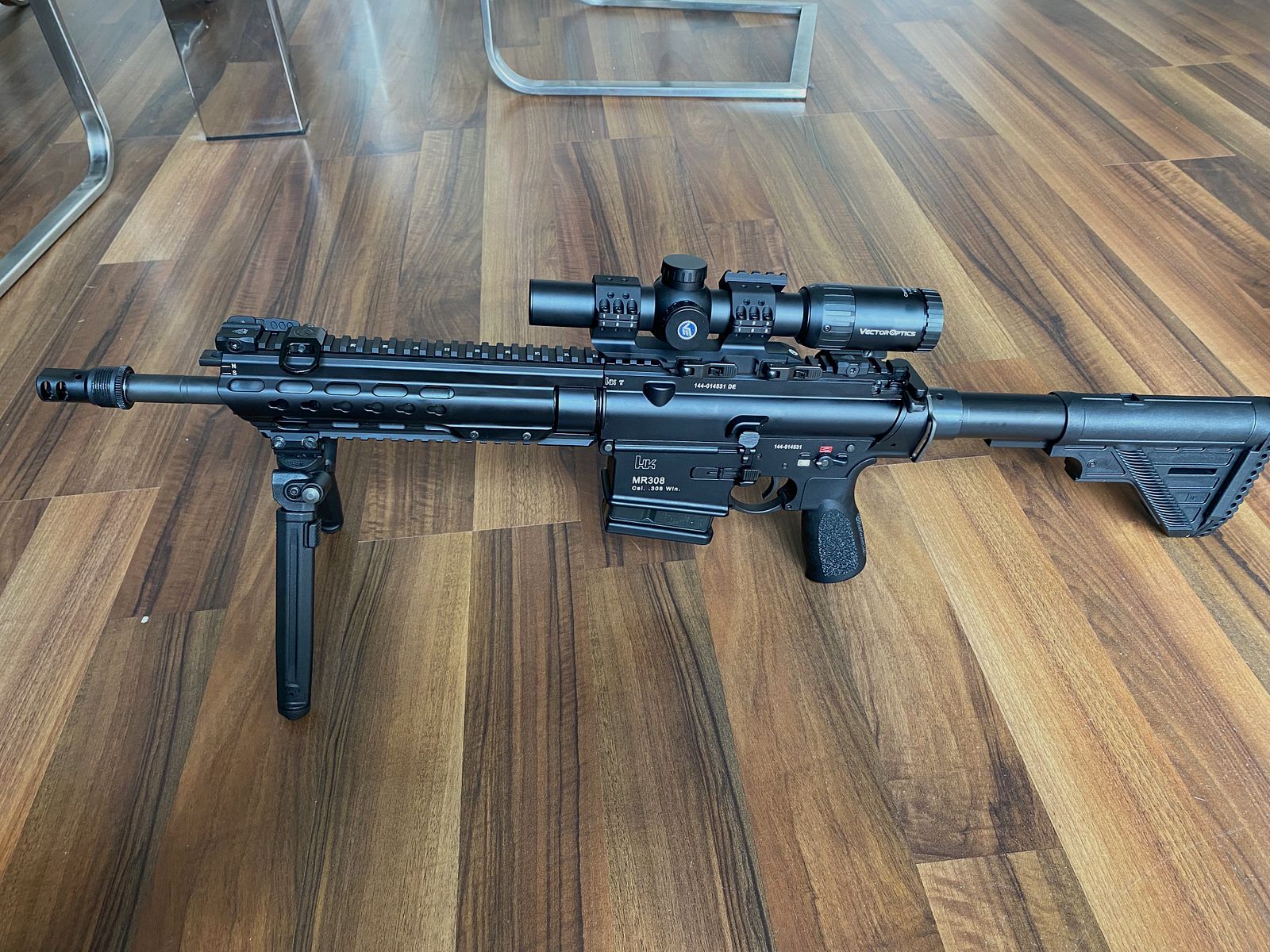 Hecker und Koch MR308 13 inch - complete package / scope / gas system from BURK as new
