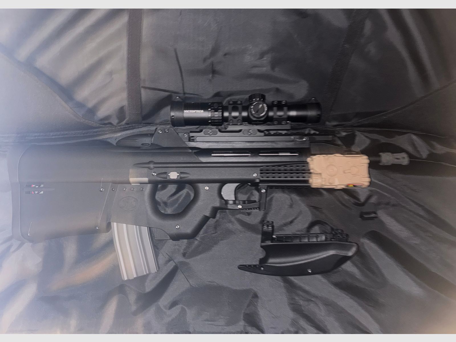 G&G F2000 Tactical+Victooptics LPVO 1-6