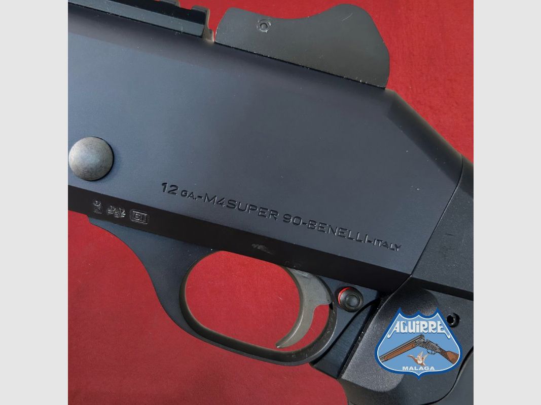 Strzelba samopowtarzalna Benelli M4 Super 90 + Aimpoint, zdjęcie 11 z 12