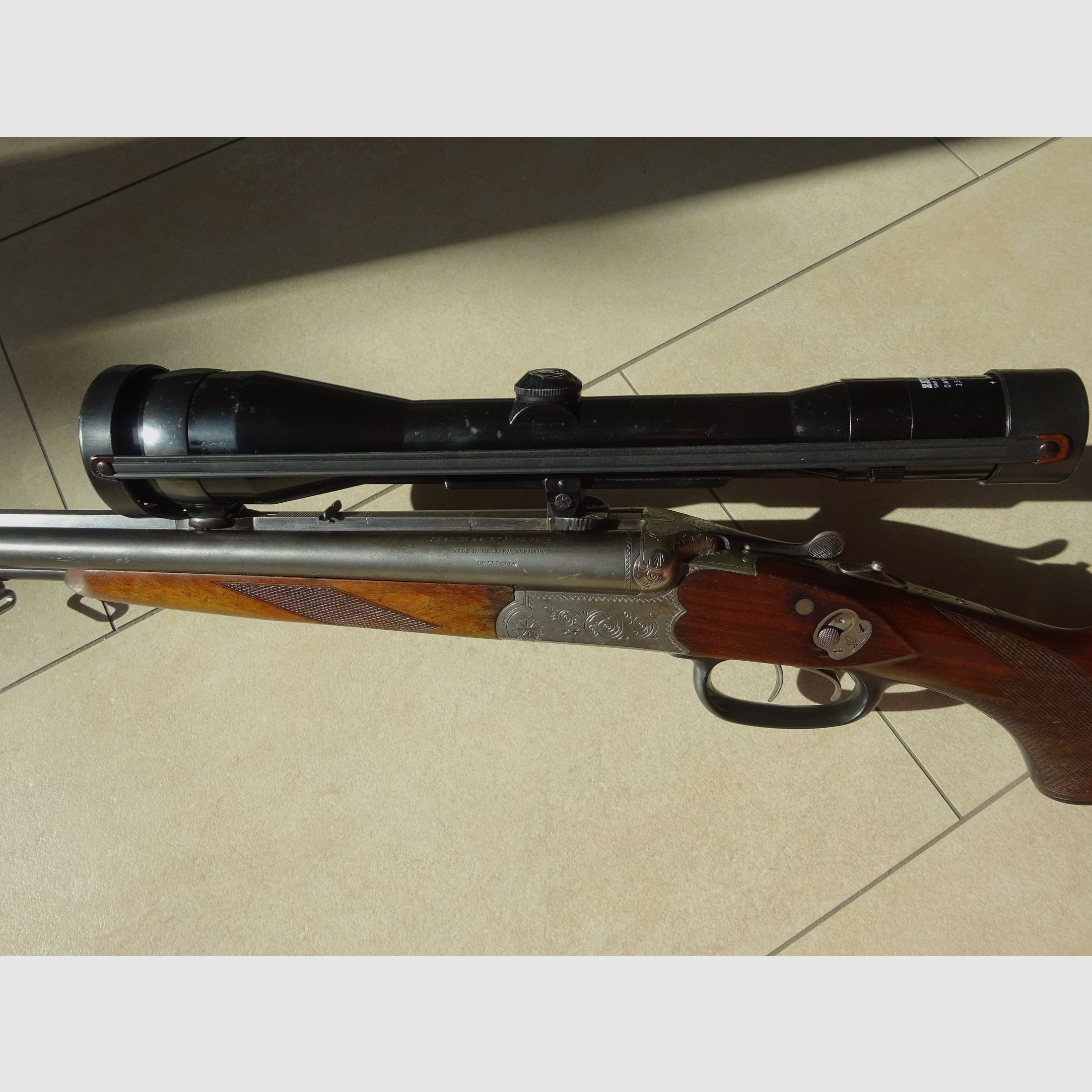 Elegante Einsteigerwaffe für Jungjäger sowie ideale Kombiwaffe für Feld/Waldreviere: Sauer & Sohn Modell 3000 Drilling Kal. 7x65R 16/70