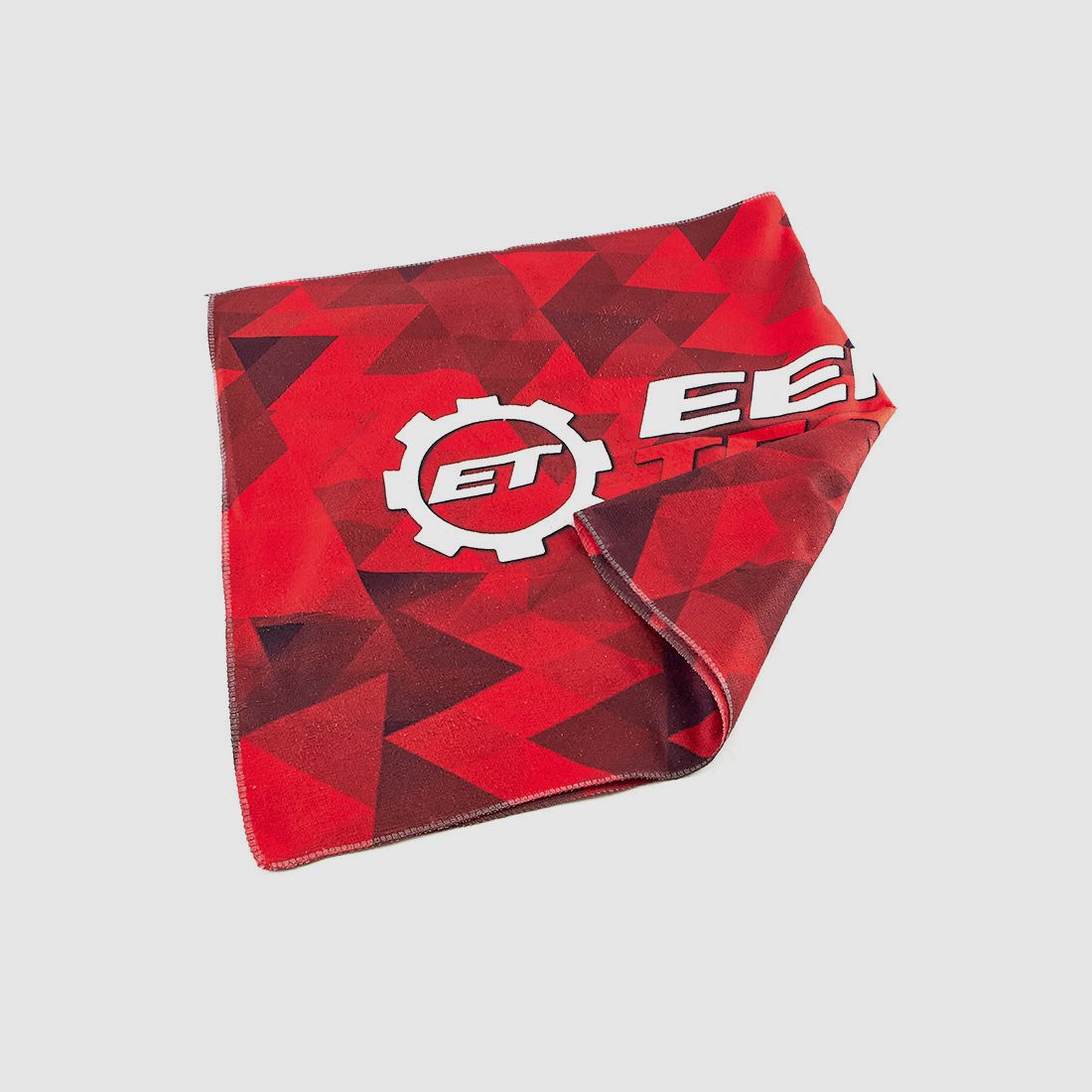 DED Eemann Tech large premium towel, image 2 of 2