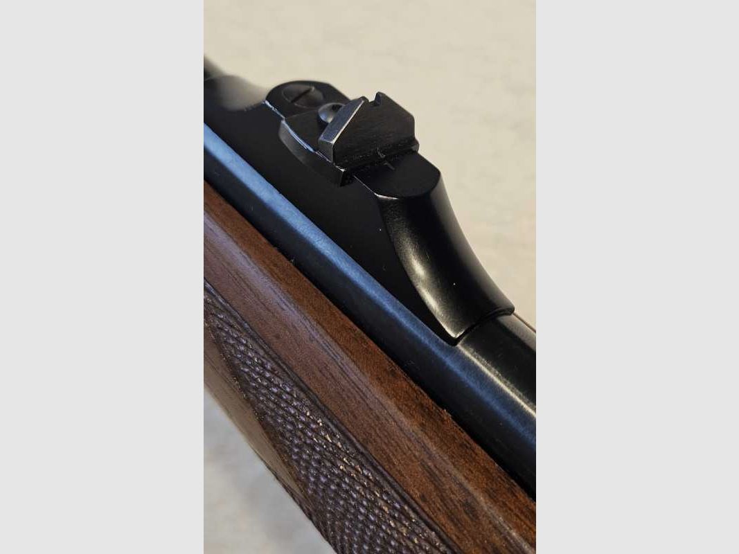 Heym SR21 8x57 IS Classic Repeating Rifle with Leica Magnus