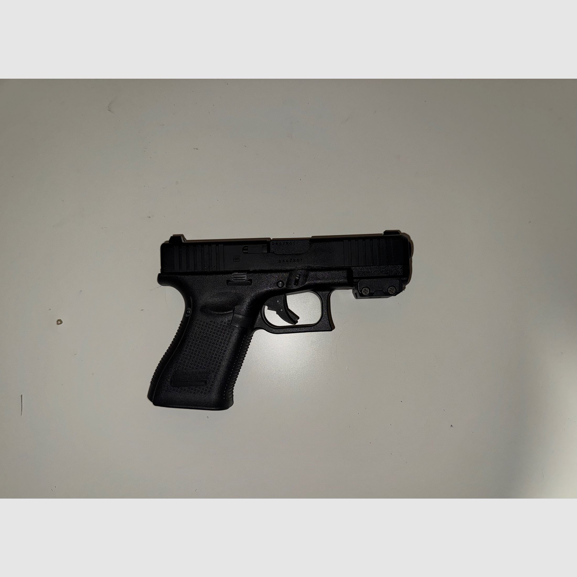 Airsoft complete set: Begadi M4 NOVA + new Glock 19 + gear – like new Price: €989.99 VB