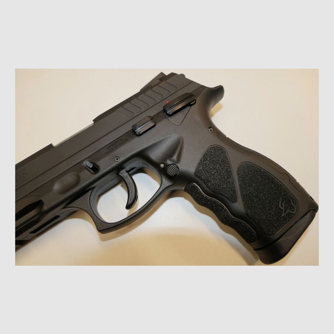 Taurus TH 9