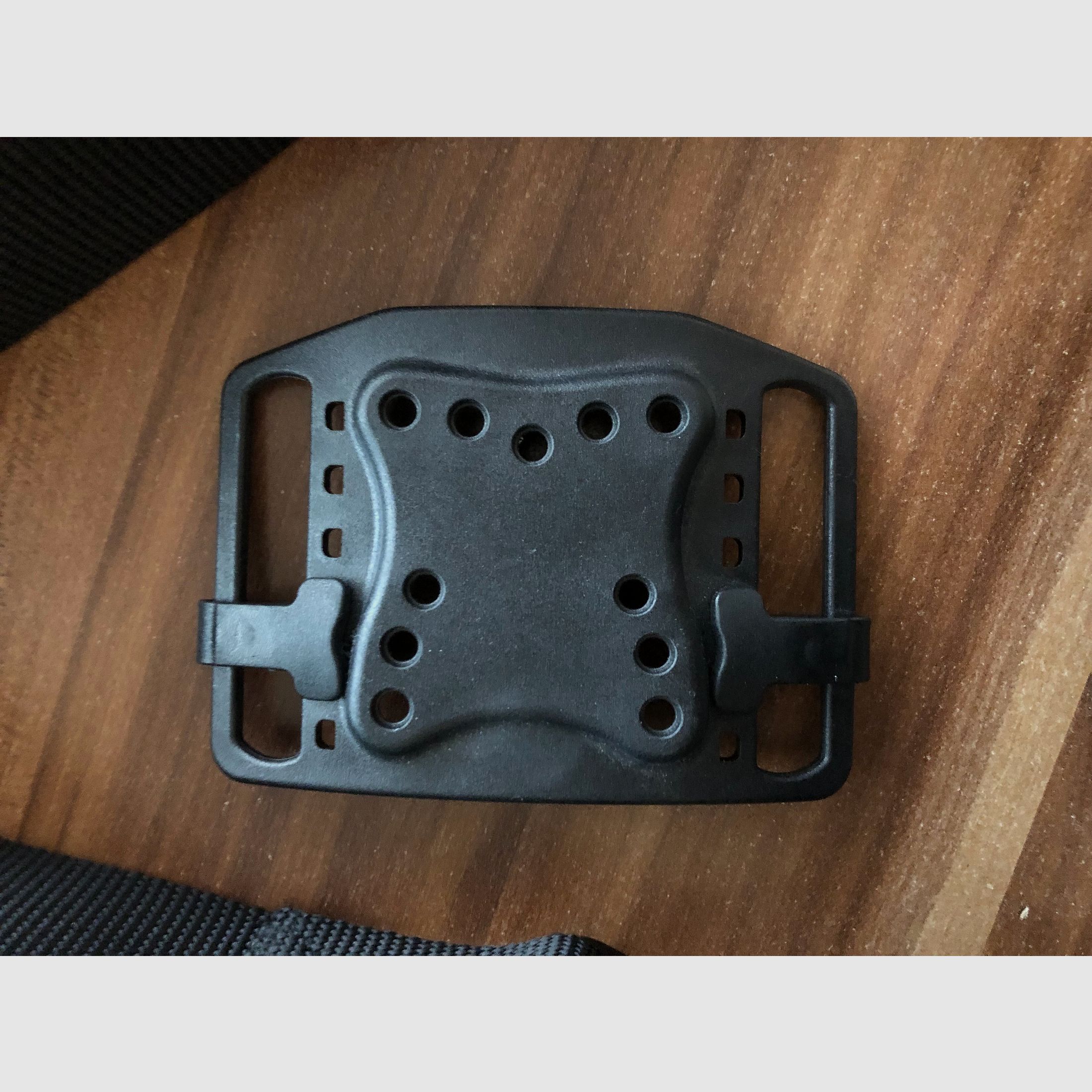 taktischer Gürtelholster Modell Black Hawk 2100298