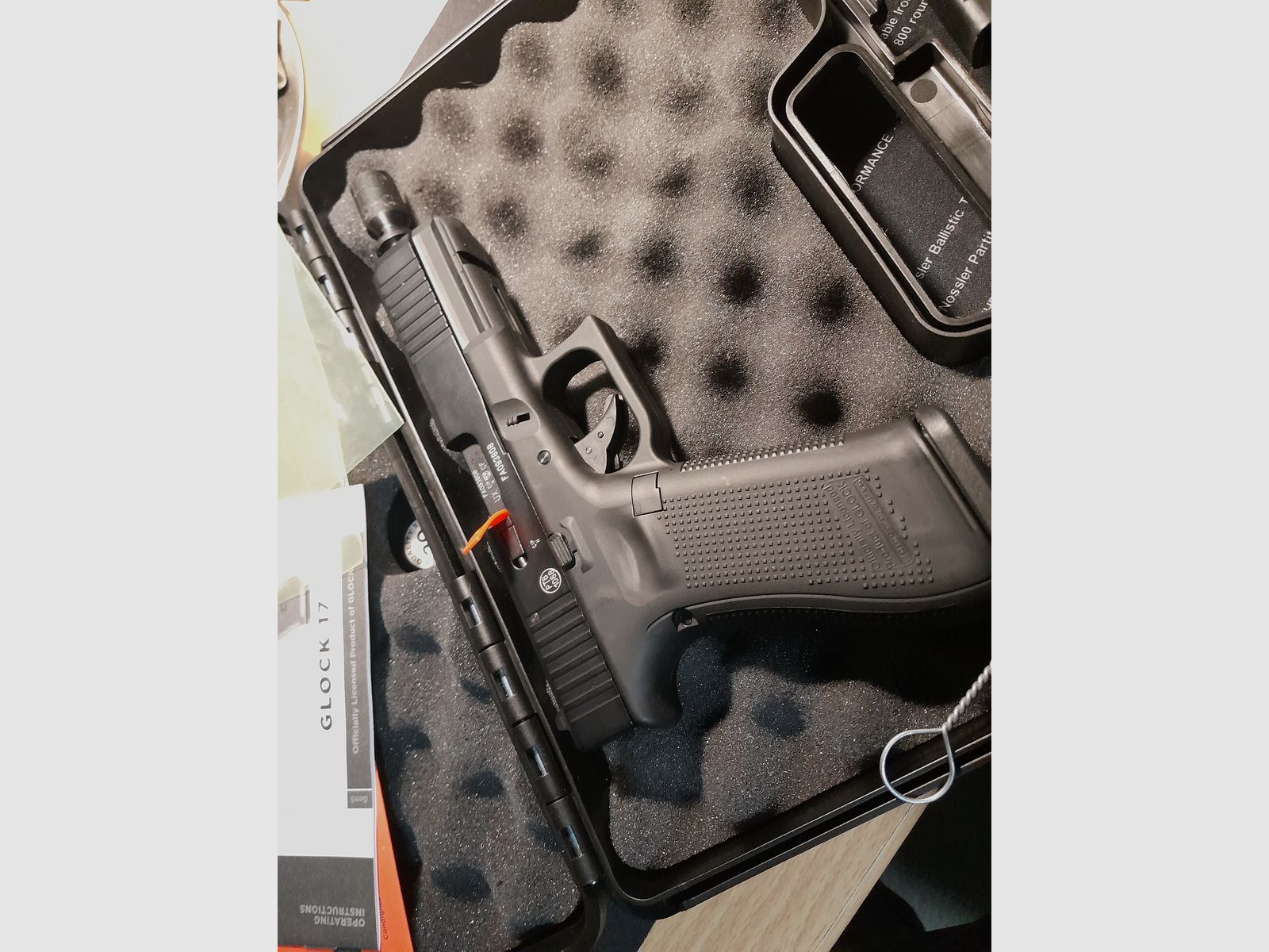 Umarex Glock 17 9mm pak new